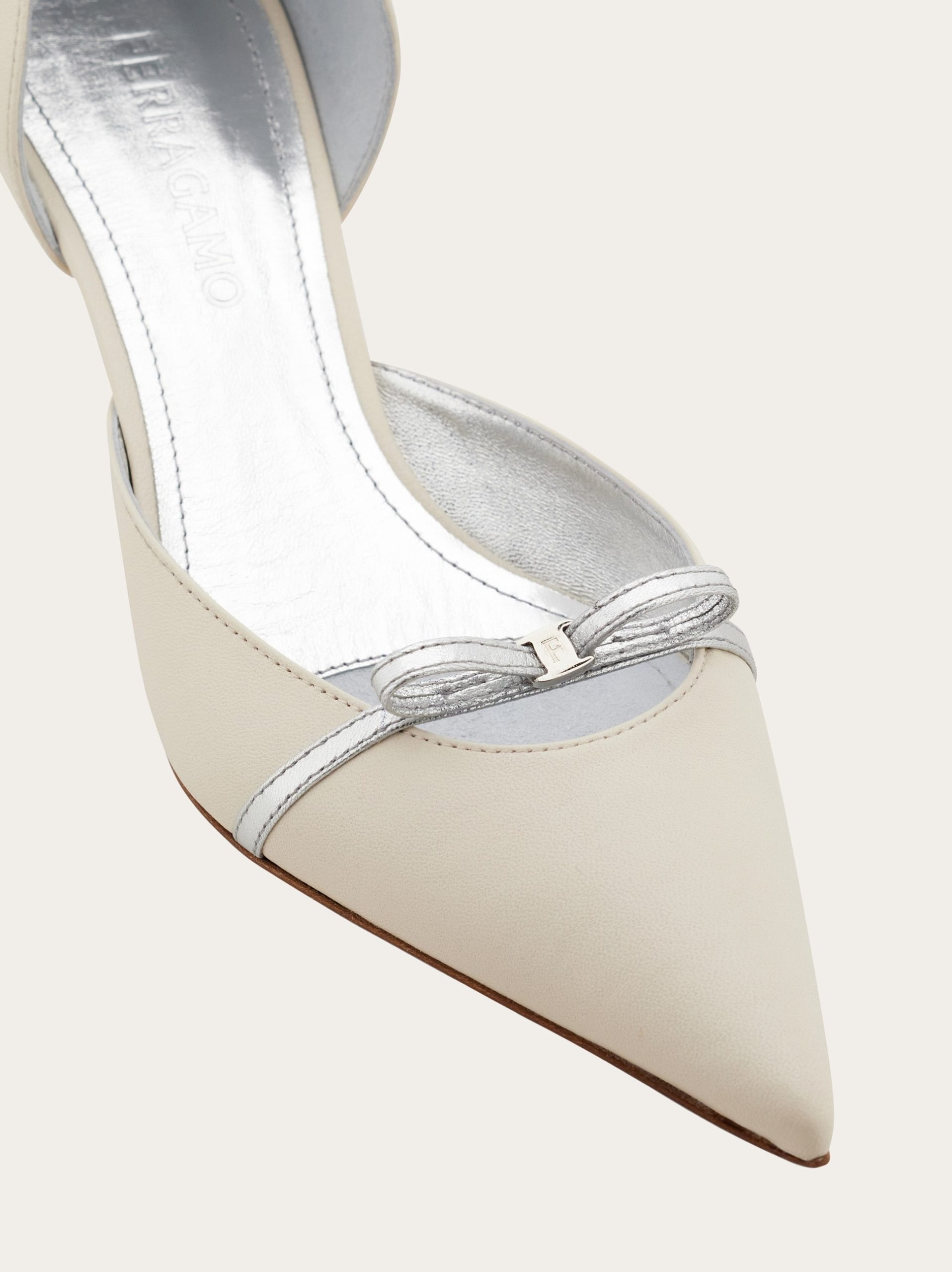 Ferragamo Bridal – Mini bow pump - Image 2